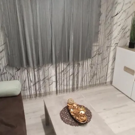 Apartment Studio Djanavara *